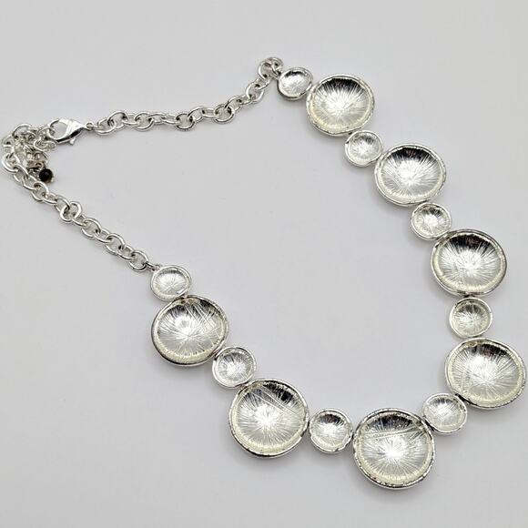 Liz Claiborne Silver Tone Shiny Mirrored Bubble Adjustable Choker Necklace - Picture 9 of 9